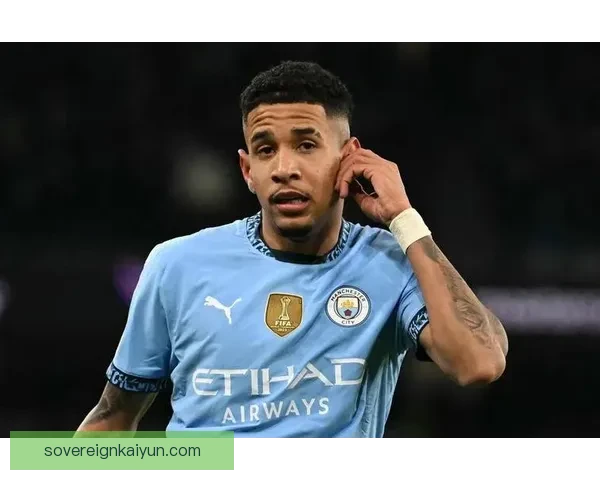 世界杯新星崭露头角，年轻球员的表现值得关注，改变比赛格局的趋势显著。