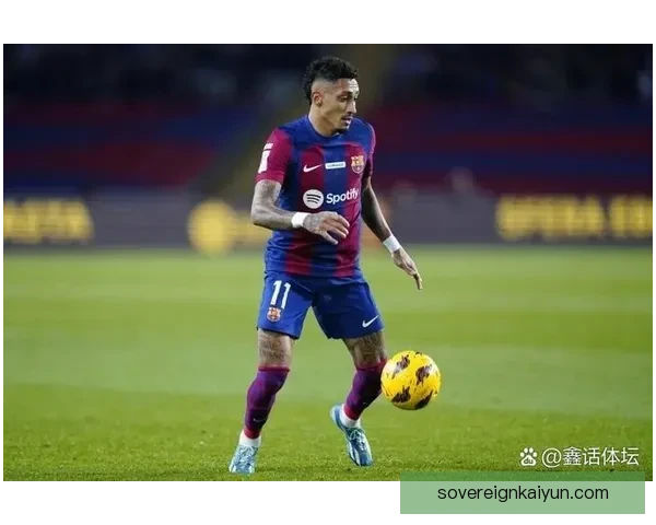 巴雷拉在欧战中的表现稳健，助力球队争取晋级机会